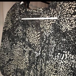 Express xs shirt